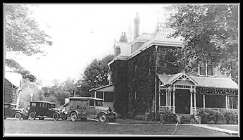 Bender Funeral Home in 1929