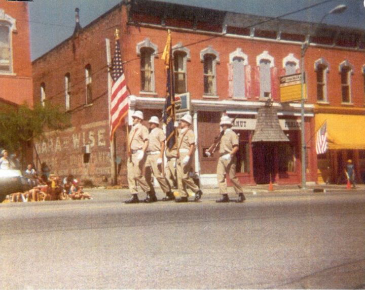 East End Peanut Parlor, 1978