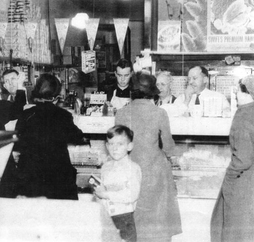 J.K. Lautzenhiser's Grocery, 129 E. Main, N. Manchester, ca. 1930s