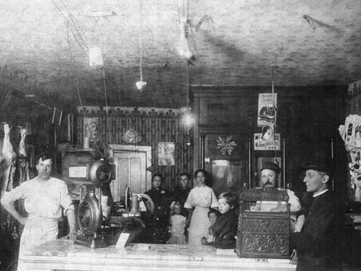 Lautzenhiser's Grocery & Meat Market, 129 E. Main, N. Manchester ca. 1910